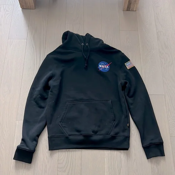 Nasa hoodie alpha industries sale